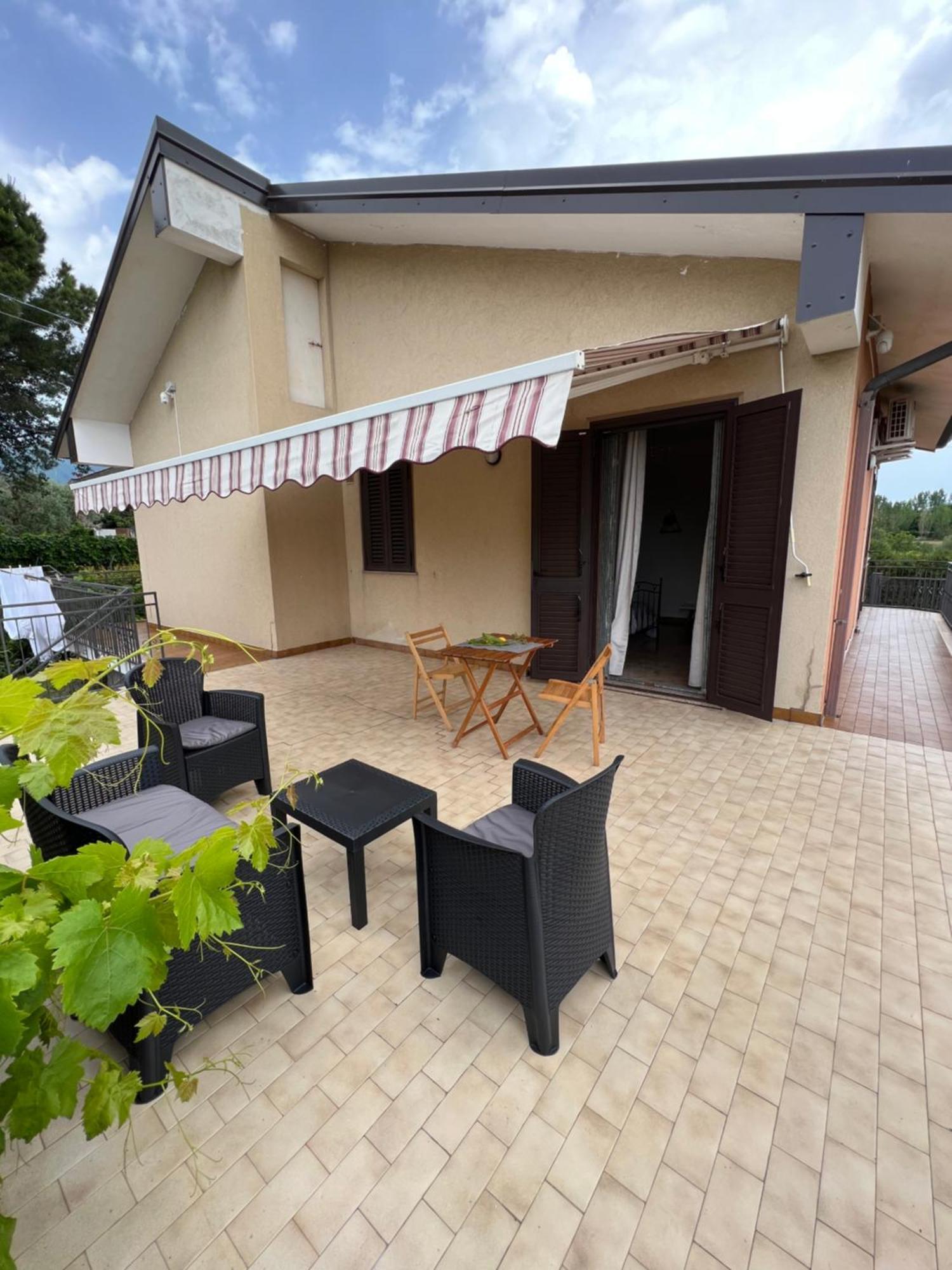 Casa Vacanze "Sautufao" Santa Venerina Esterno foto
